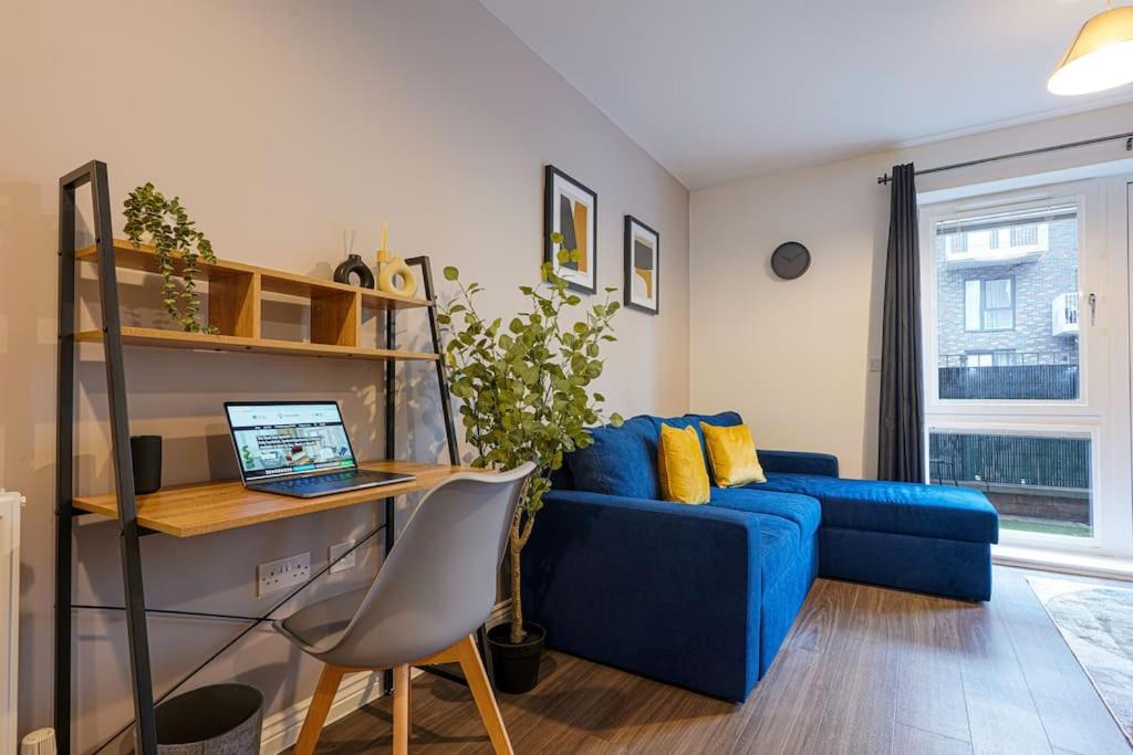 Luxury Campbell Park Apartments In Central Mk With Balcony, Free Parking & Smart Tv With Netflix By Yoko Property Milton Keynes Dış mekan fotoğraf